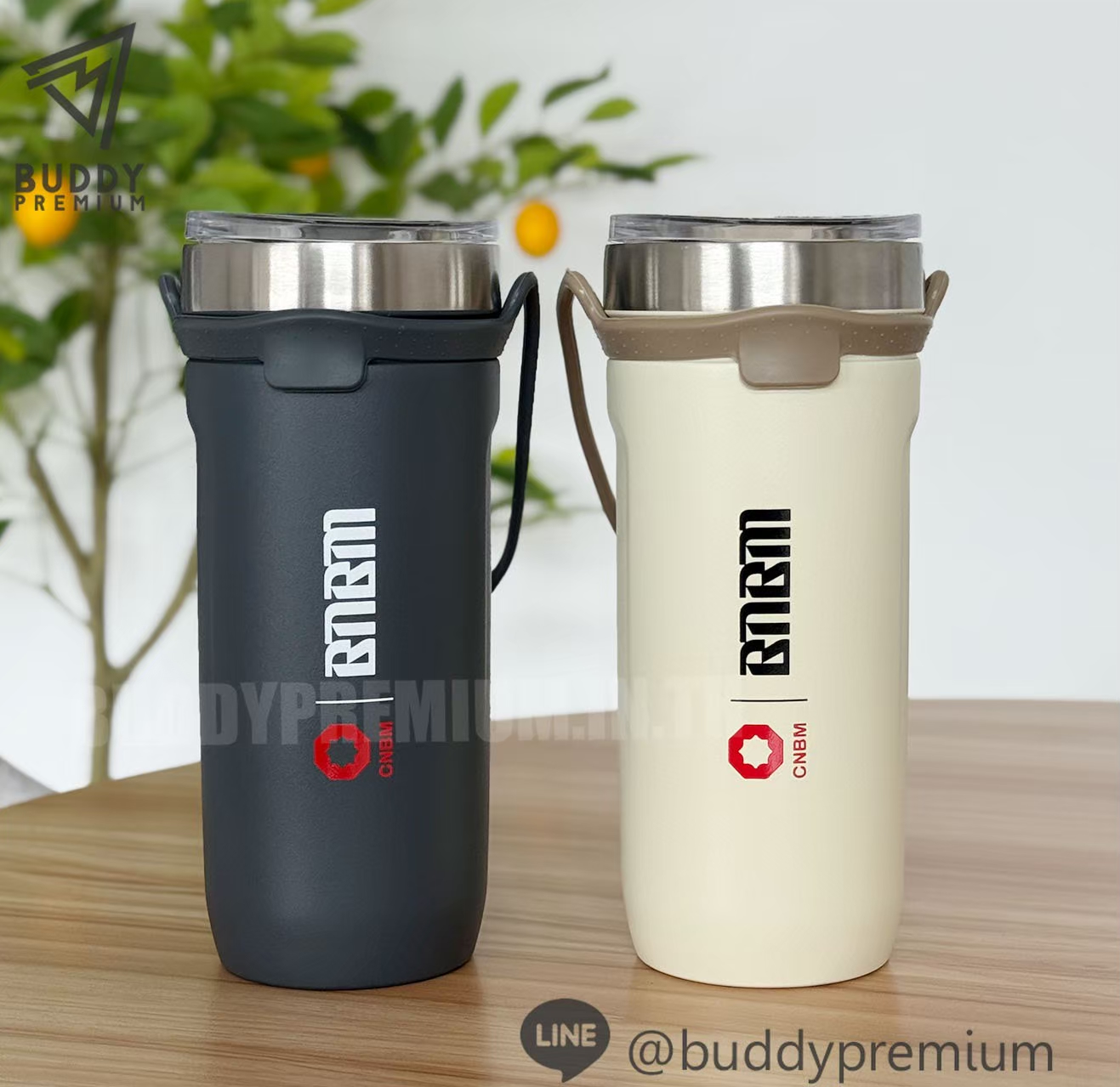 ผลงาน แก้วเก็บความเย็น หูหิ้วซิลิโคน tyeso รุ่น SWB084 โลโก้ CNBM(710ml.)